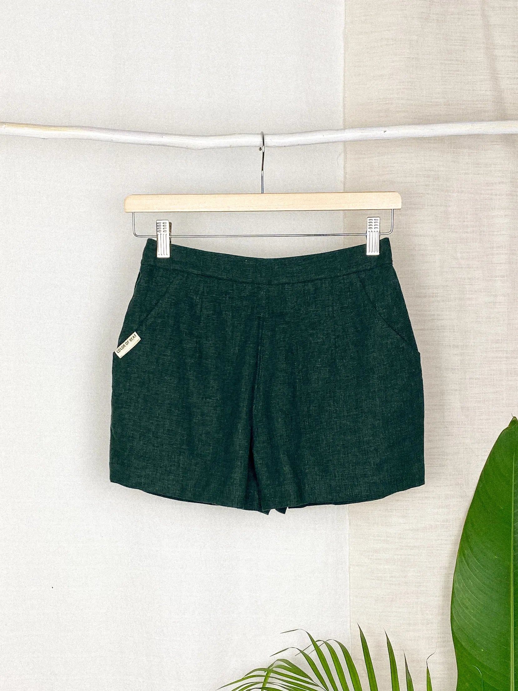 Shorts: XSmall Regular