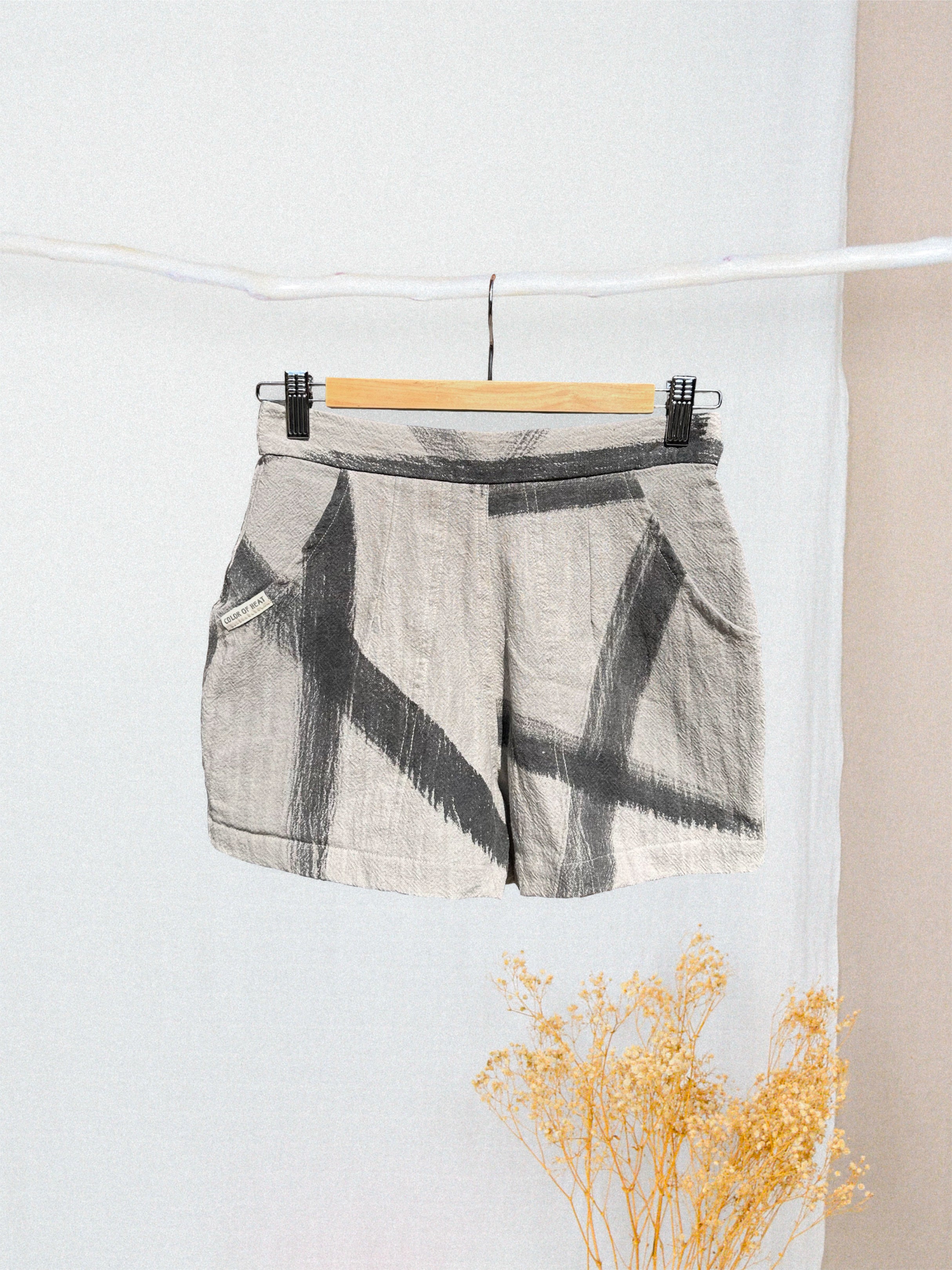 Shorts: Medium Regular